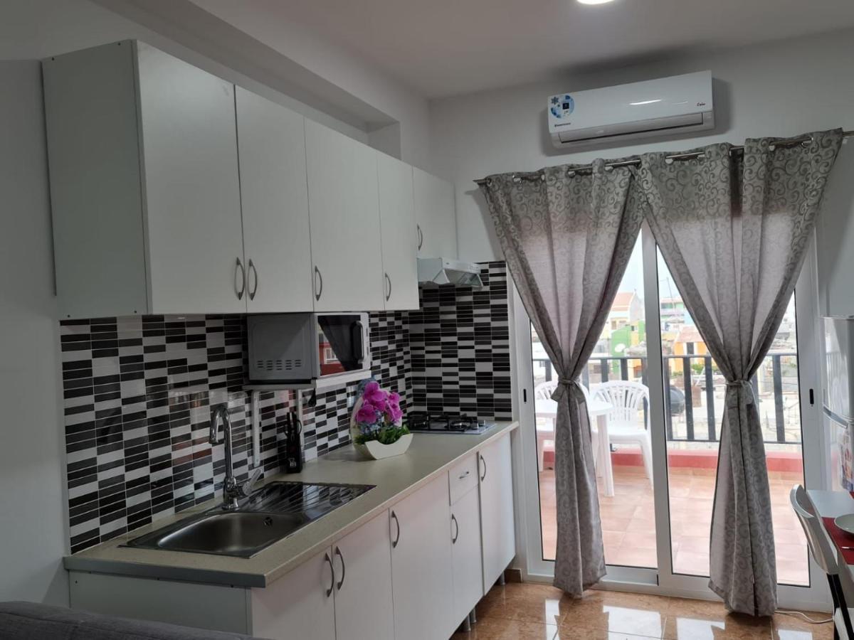 Franmay Apartments - 7 Modern Apartments Near The Beach & City, Perfect For Nomads, Travellers, Families, Watersports! Santa Maria Bagian luar foto