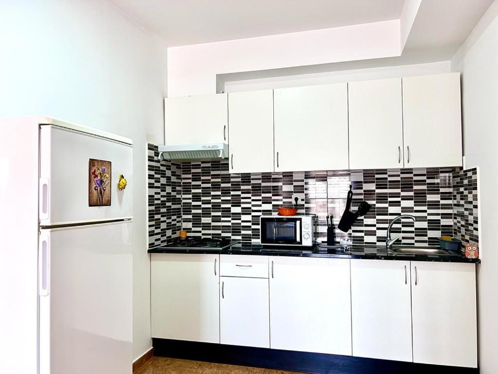 Franmay Apartments - 7 Modern Apartments Near The Beach & City, Perfect For Nomads, Travellers, Families, Watersports! Santa Maria Bagian luar foto