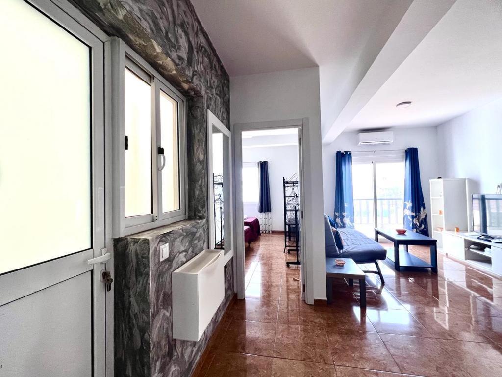 Franmay Apartments - 7 Modern Apartments Near The Beach & City, Perfect For Nomads, Travellers, Families, Watersports! Santa Maria Ruang foto