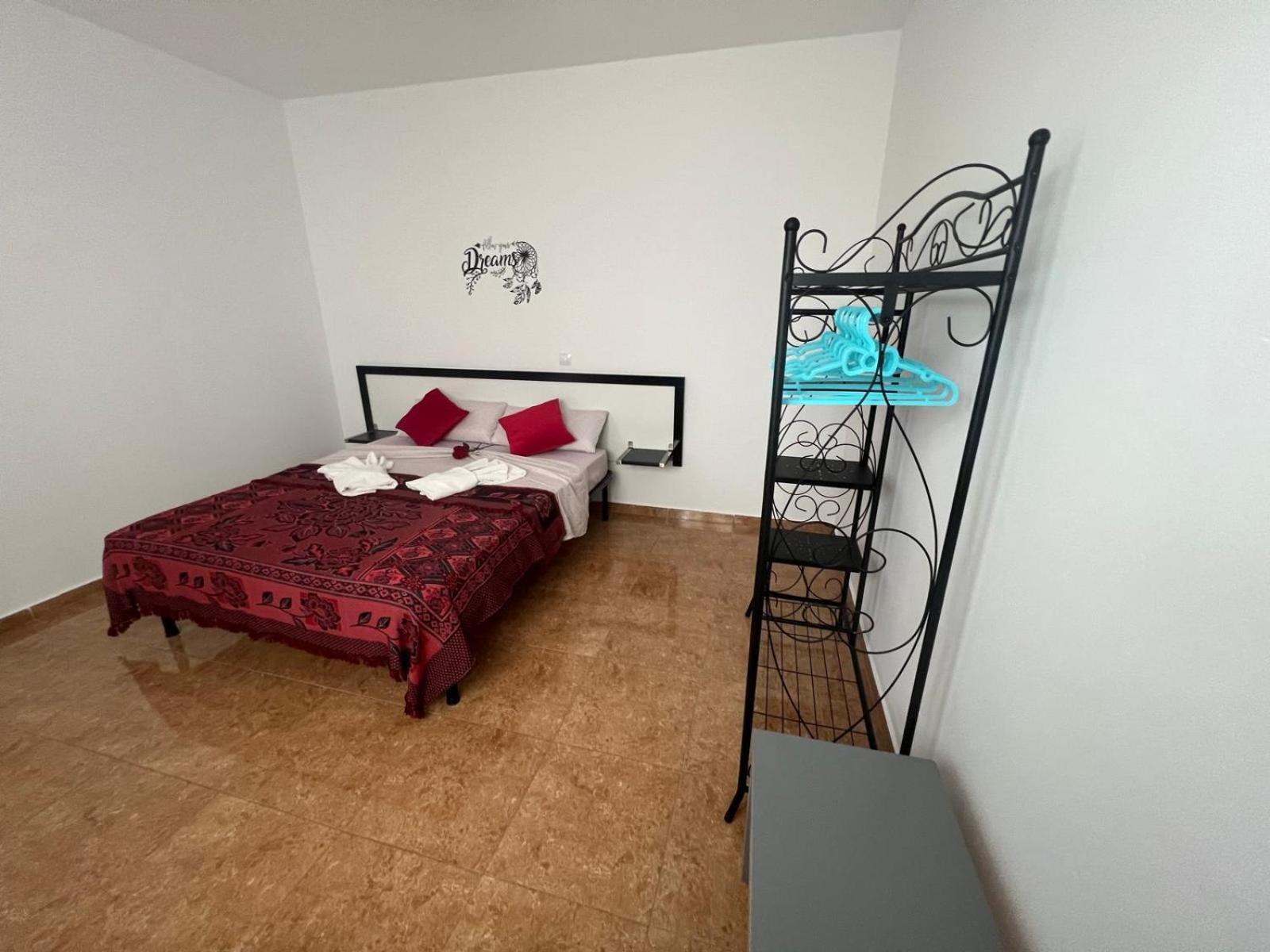 Franmay Apartments - 7 Modern Apartments Near The Beach & City, Perfect For Nomads, Travellers, Families, Watersports! Santa Maria Bagian luar foto