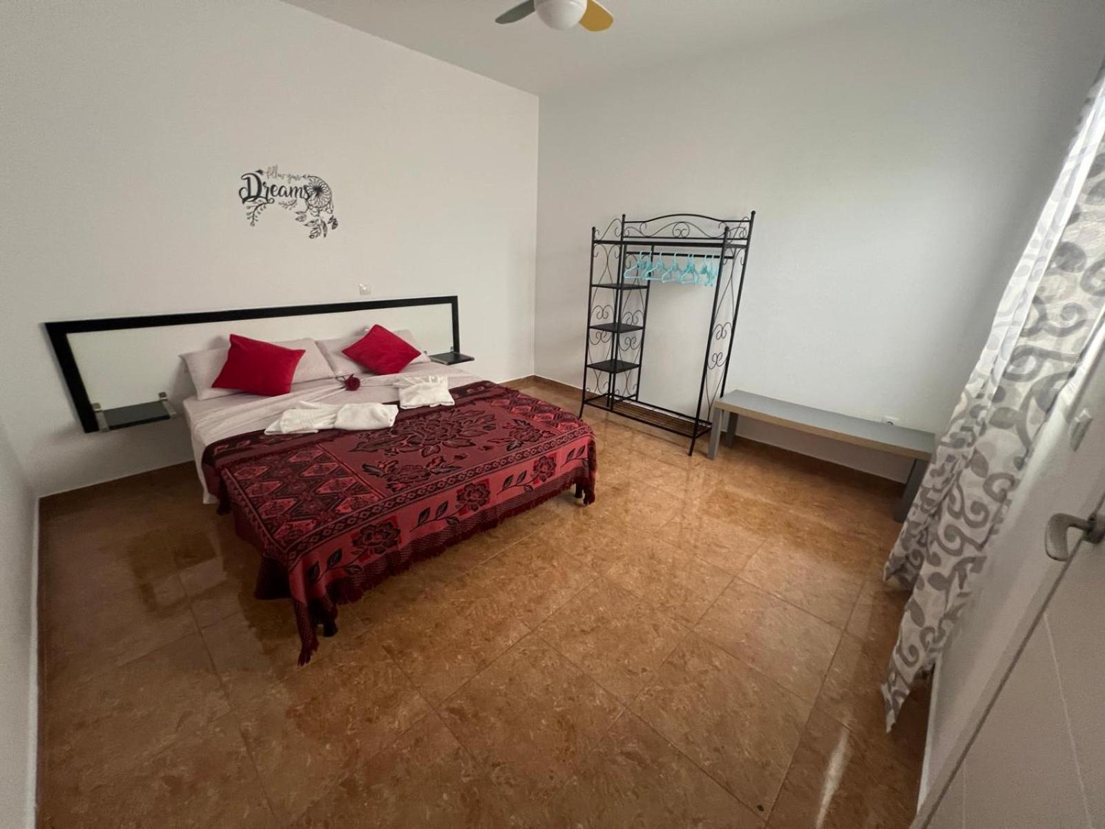 Franmay Apartments - 7 Modern Apartments Near The Beach & City, Perfect For Nomads, Travellers, Families, Watersports! Santa Maria Bagian luar foto