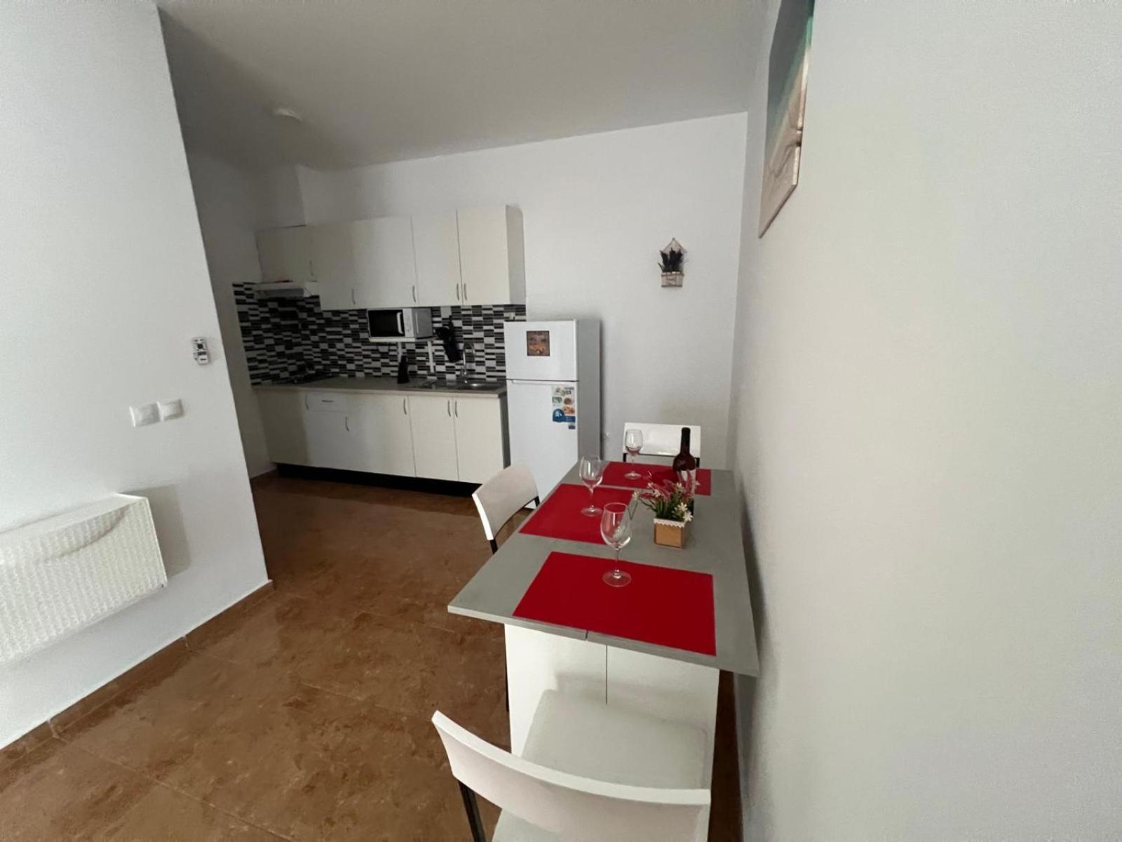 Franmay Apartments - 7 Modern Apartments Near The Beach & City, Perfect For Nomads, Travellers, Families, Watersports! Santa Maria Bagian luar foto